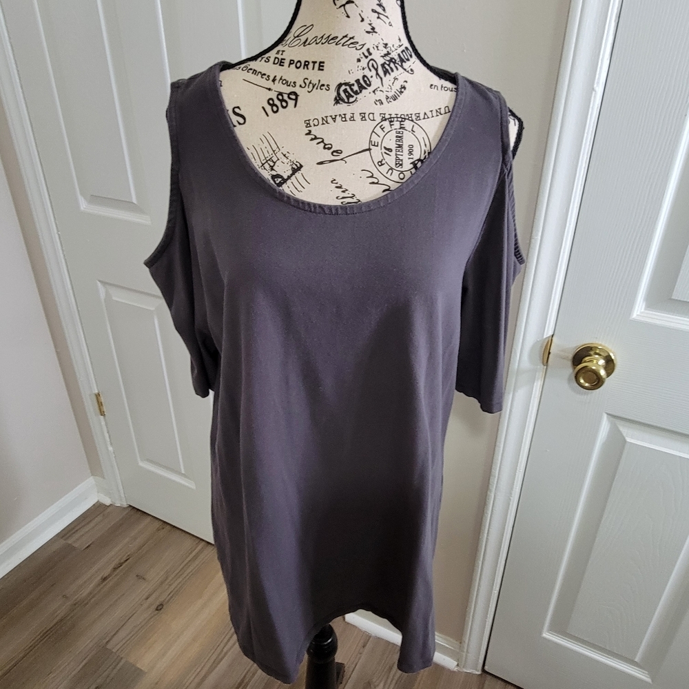 Torrid grey cold shoulder top Women's plus Size 3X